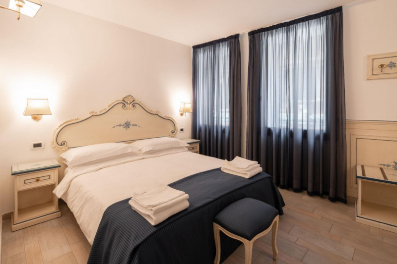 Scopri questa splendido immobile in vendita, situata nella storica zona di Venezia - Centro. Con ...