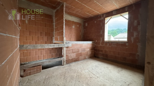 MONTE DI MALO – Loc. Priabona: Proponiamo in vendita una splendida VILLETTA singola, situata nell...