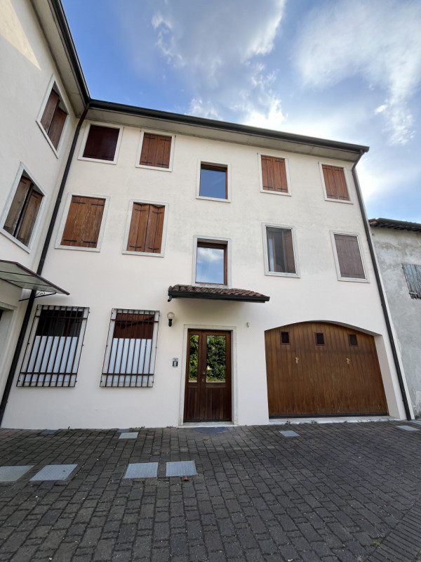 MINI ARREDATO IN LOCAZIONE SOLO PER CONTRATTI TRANSITORI DI CIRCA 12 MESI - Rif. 8391
Tra Corso P...