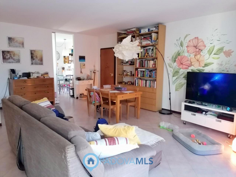 Immobile in esclusiva al Gruppo Padova MLS

VIGODARZERE - In zona residenziale, comoda a tutti i ...