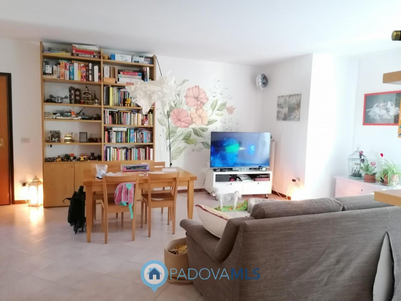 Immobile in esclusiva al Gruppo Padova MLS

VIGODARZERE - In zona residenziale, comoda a tutti i ...