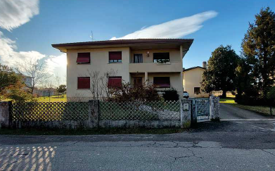 Rif. A.A.311-16

Vendita all'asta - bifamiliare su 2 piani con terreno in data 24 giugno 2026

De...