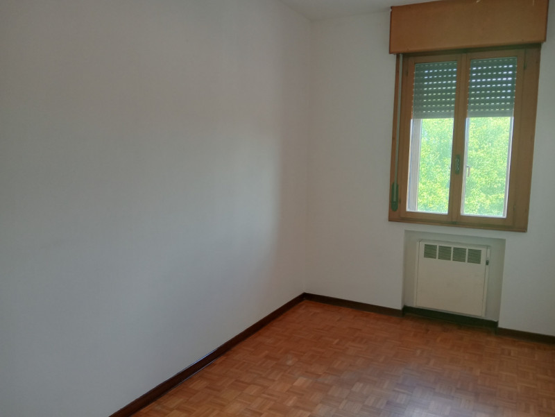 Pontevigodarzere - In zona interna e tranquilla, circondata dal verde, comoda a tutti i servizi, ...