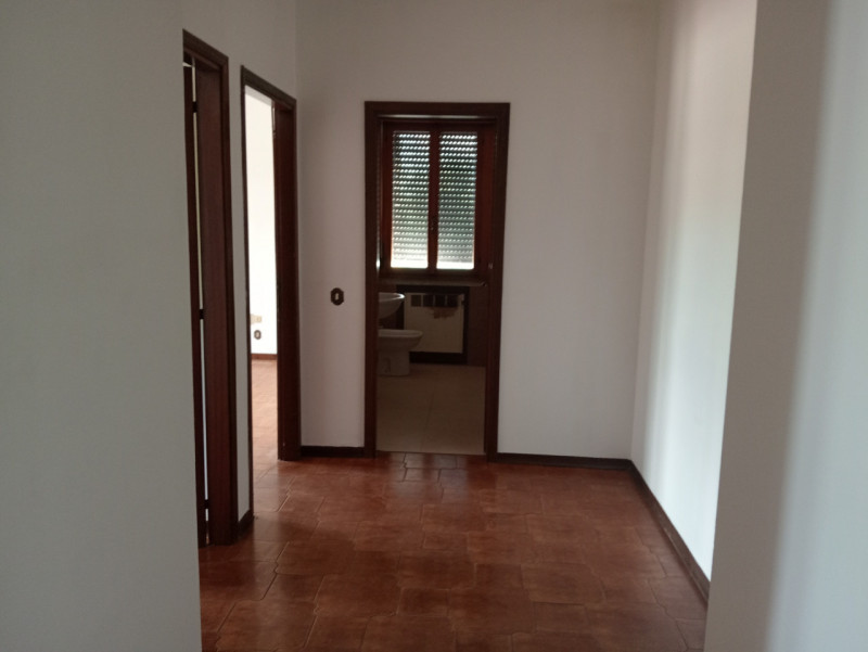 Pontevigodarzere - In zona interna e tranquilla, circondata dal verde, comoda a tutti i servizi, ...