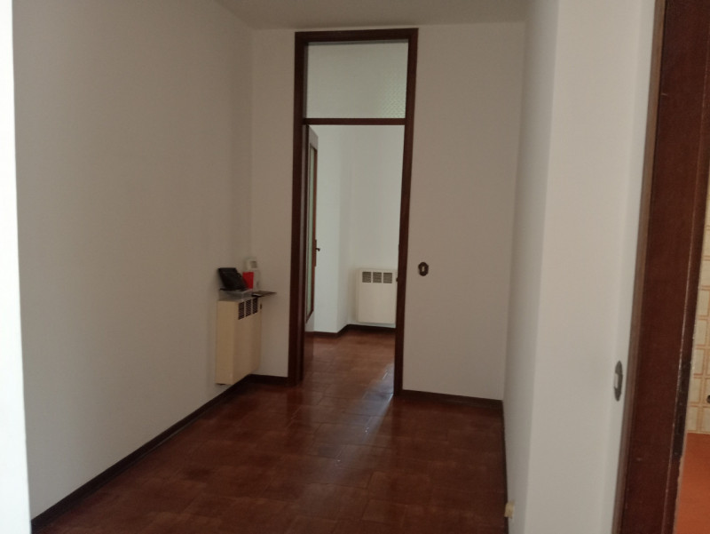 Pontevigodarzere - In zona interna e tranquilla, circondata dal verde, comoda a tutti i servizi, ...
