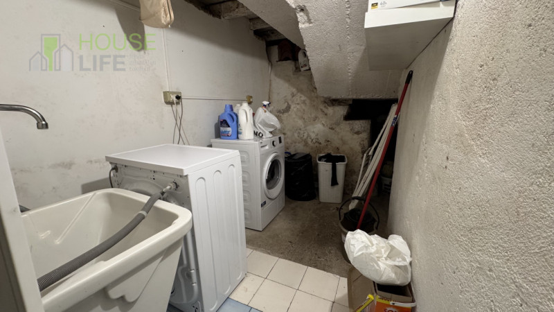 SANTORSO: CASA a schiera porzione centrale di circa 110 mq. L'immobile è inserito all'interno di ...