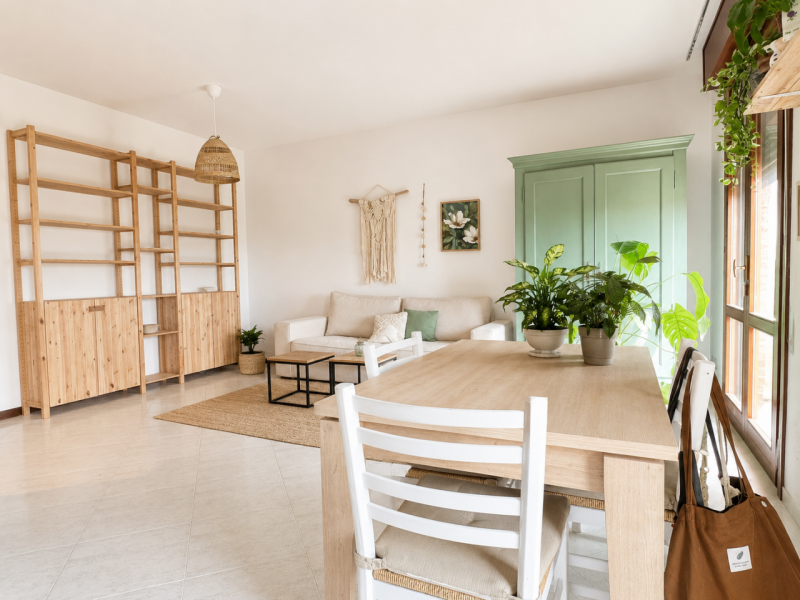 Villaguattera di Rubano (PD):

In contesto signorile di sole 5 unità abitative proponiamo elegant...