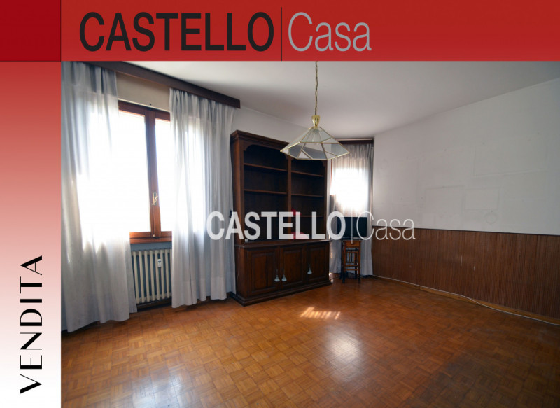 In una delle zone più prestigiose e richieste di Castelfranco V. proponiamo in vendita un ampio a...