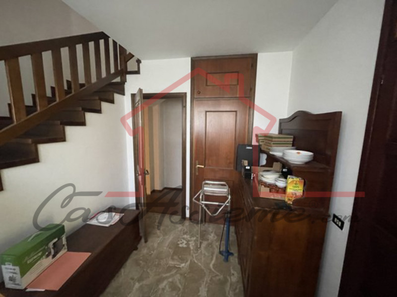 Rif. PE28724
La nostra Agenzia ha selezionato per Voi l'occasione del mese all'asta.

Proponiamo ...