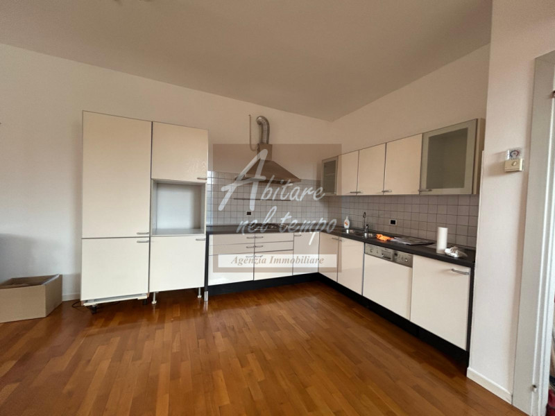 CITTADELLA (PD) - CENTRO

Proponiamo in locazione un mini appartamento al piano secondo sito in c...