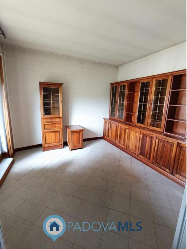 Immobile in esclusiva al Gruppo Padova MLS

Voltabarozzo – Ampia casa singola di circa 200mq con ...