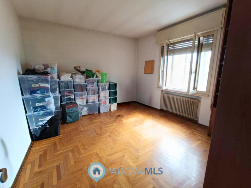 Immobile in esclusiva al Gruppo Padova MLS

Voltabarozzo – Ampia casa singola di circa 200mq con ...
