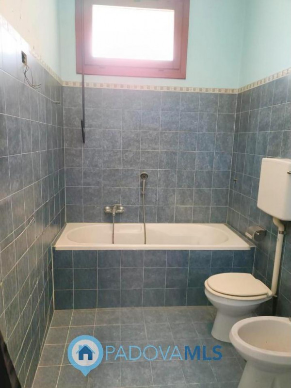 Immobile in esclusiva al Gruppo Padova MLS

Voltabarozzo – Ampia casa singola di circa 200mq con ...