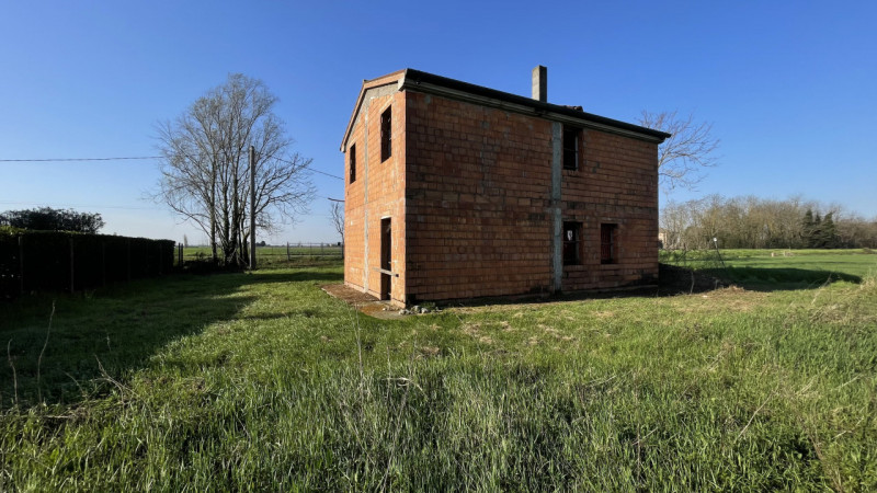 Ciao da Arcobaleno Immobiliare ed oggi ti presento in nostra esclusiva 2 abitazioni indipendenti ...