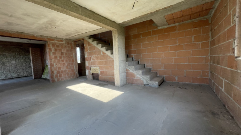 Ciao da Arcobaleno Immobiliare ed oggi ti presento in nostra esclusiva 2 abitazioni indipendenti ...