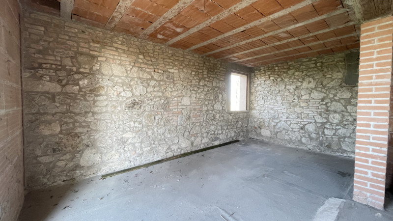 Ciao da Arcobaleno Immobiliare ed oggi ti presento in nostra esclusiva 2 abitazioni indipendenti ...