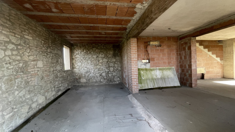 Ciao da Arcobaleno Immobiliare ed oggi ti presento in nostra esclusiva 2 abitazioni indipendenti ...