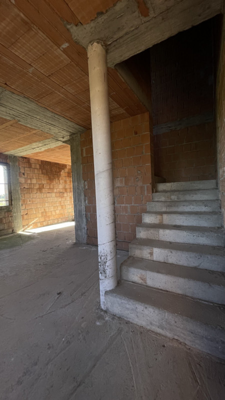 Ciao da Arcobaleno Immobiliare ed oggi ti presento in nostra esclusiva 2 abitazioni indipendenti ...