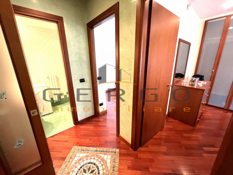 (Per INFO Cristina 3389226442) Abano Terme, comodo a tutti i servizi raggiungibili a piedi, propo...