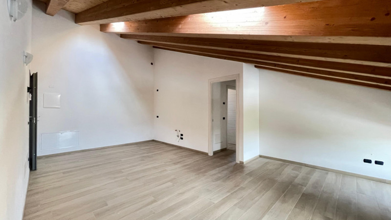 Ciao da Arcobaleno Immobiliare!  
Oggi ti presentiamo un appartamento nuovo a Boara Pisani, pront...