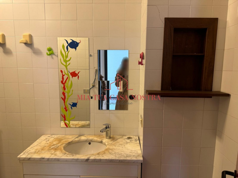 SARMEOLA: Affittasi Ufficio inserito in piccola palazzina, si compone di ampio ingresso con ampia...