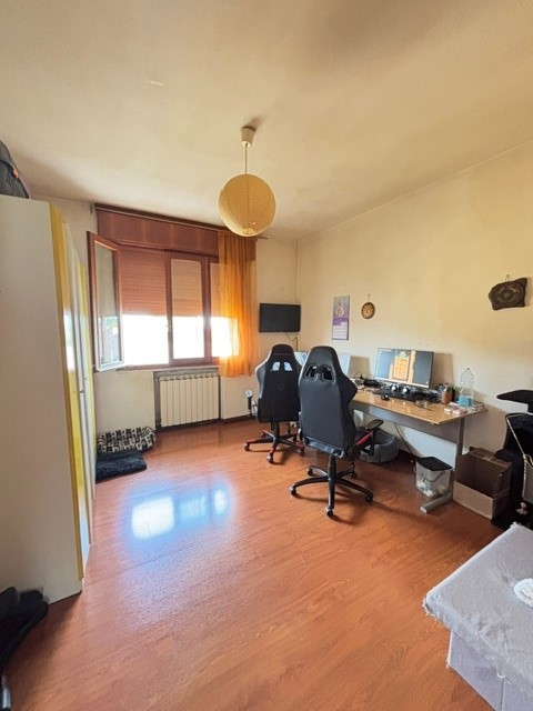 San Carlo-San Gregorio: in piccola palazzina ottimamente mantenuta e con recenti lavori di ristru...