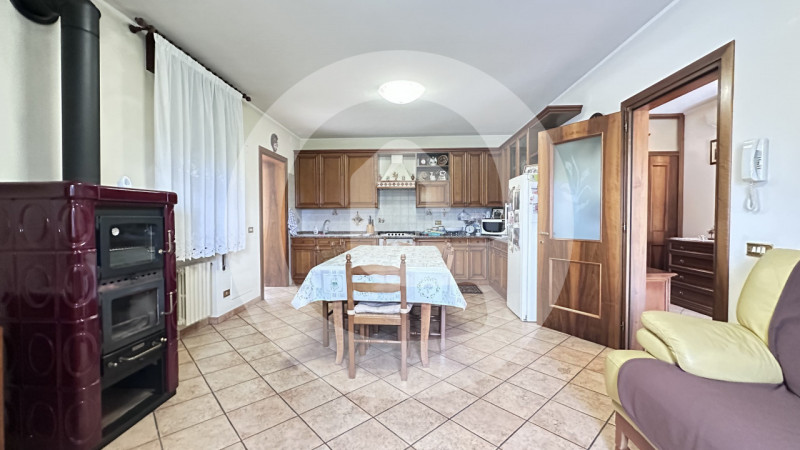 In vendita a San Michele delle Badesse, frazione verde e tranquilla del Comune di Borgoricco (PD)...