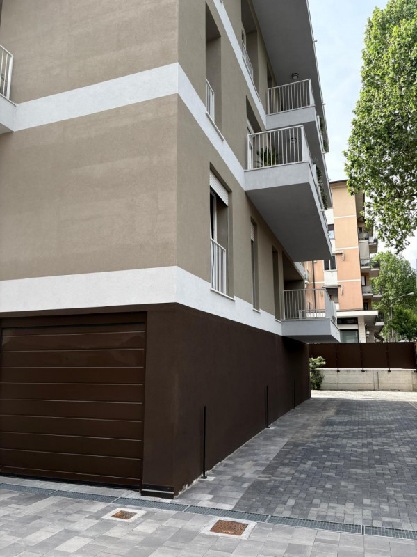 Scopri la tua nuova casa nel cuore di Valdagno! Proponiamo in vendita un moderno appartamento tri...