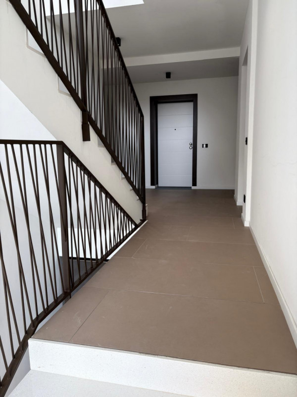 Scopri la tua nuova casa nel cuore di Valdagno! Proponiamo in vendita un moderno appartamento tri...