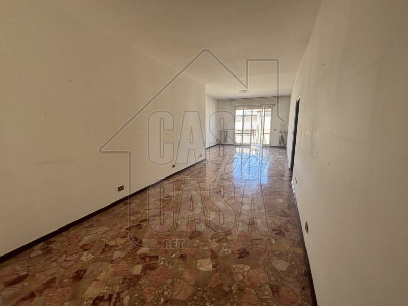 Per info Maddalena, 351 799 3937, riferimento annuncio: MD08

Padova, Corso Milano - nel cuore pu...