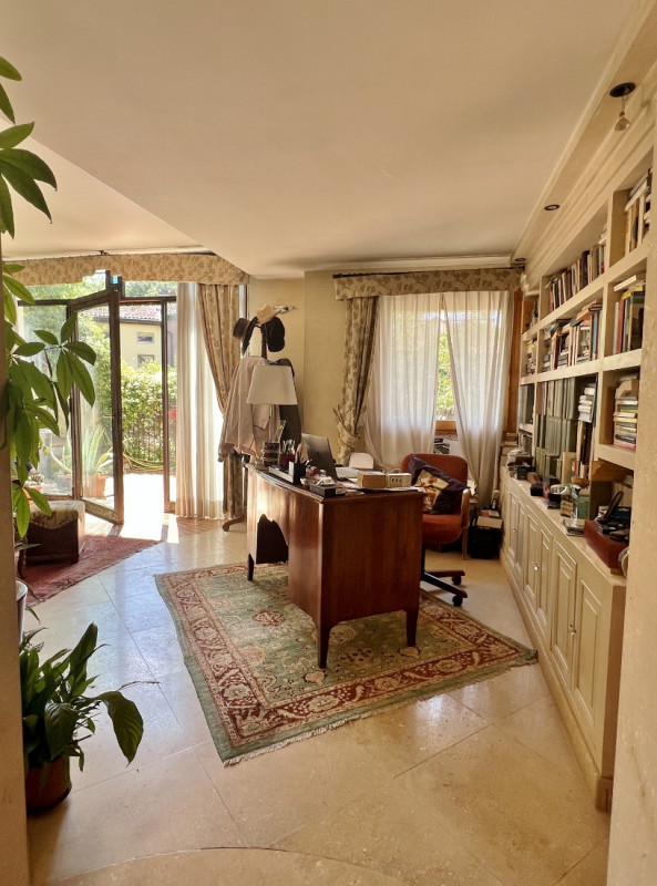 VILLA IN VENDITA AD ARCUGNANO, ZONA LAPIO - Rif. 8393

Scopri questa straordinaria villa situata ...
