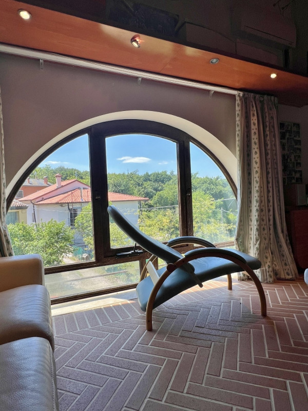 VILLA IN VENDITA AD ARCUGNANO, ZONA LAPIO - Rif. 8393

Scopri questa straordinaria villa situata ...