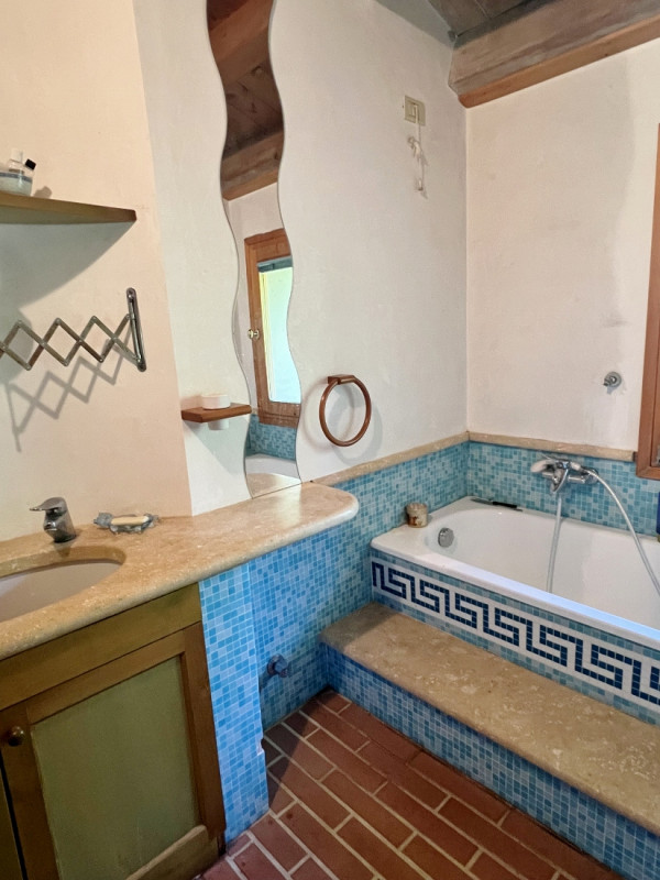 VILLA IN VENDITA AD ARCUGNANO, ZONA LAPIO - Rif. 8393

Scopri questa straordinaria villa situata ...