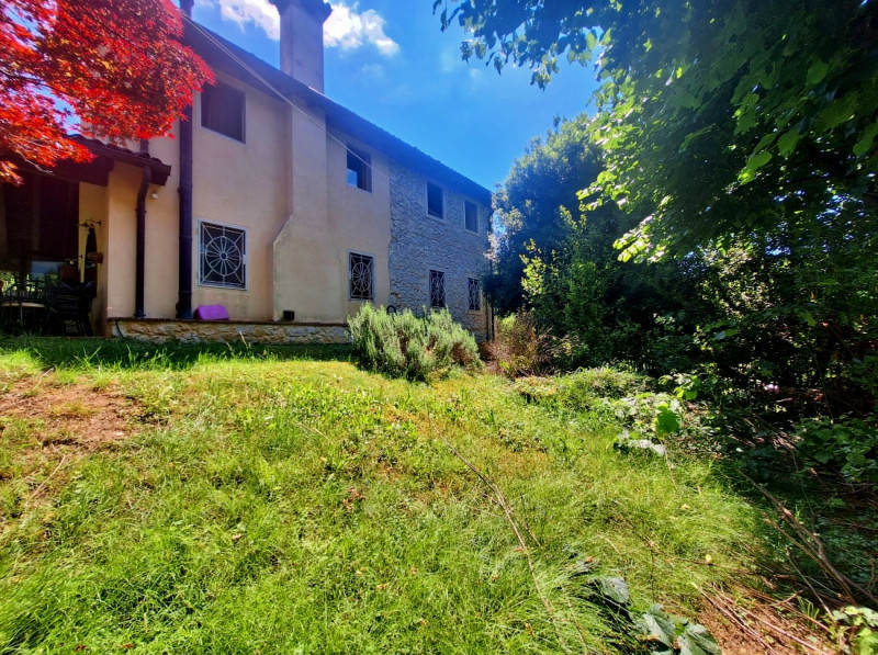 VILLA IN VENDITA AD ARCUGNANO, ZONA LAPIO - Rif. 8393

Scopri questa straordinaria villa situata ...