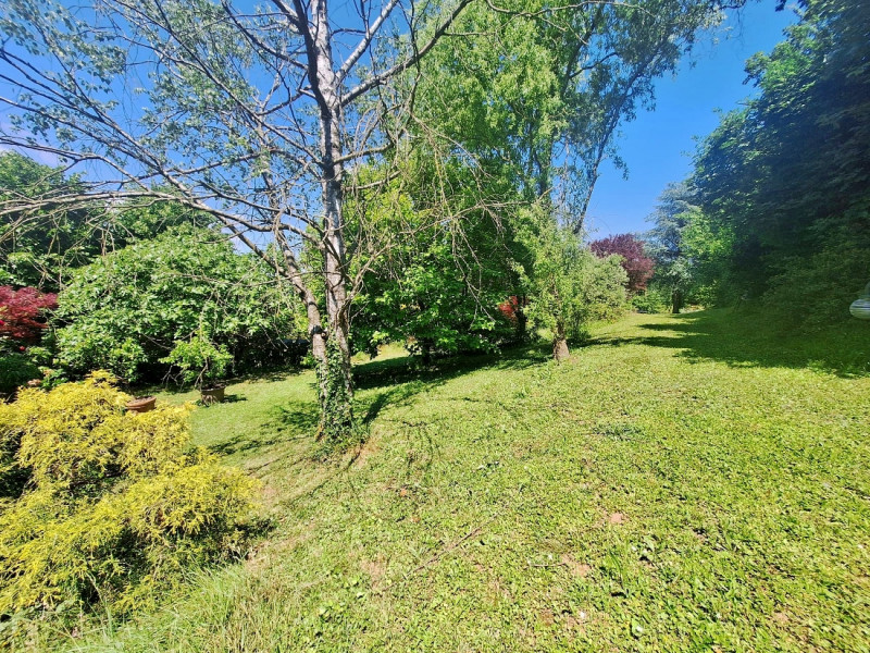 VILLA IN VENDITA AD ARCUGNANO, ZONA LAPIO - Rif. 8393

Scopri questa straordinaria villa situata ...
