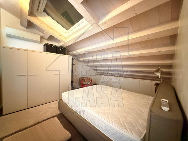 Per info, Maddalena 351 799 3937, riferimento annuncio: MD09 

Padova - In zona Ponte Molino, adi...
