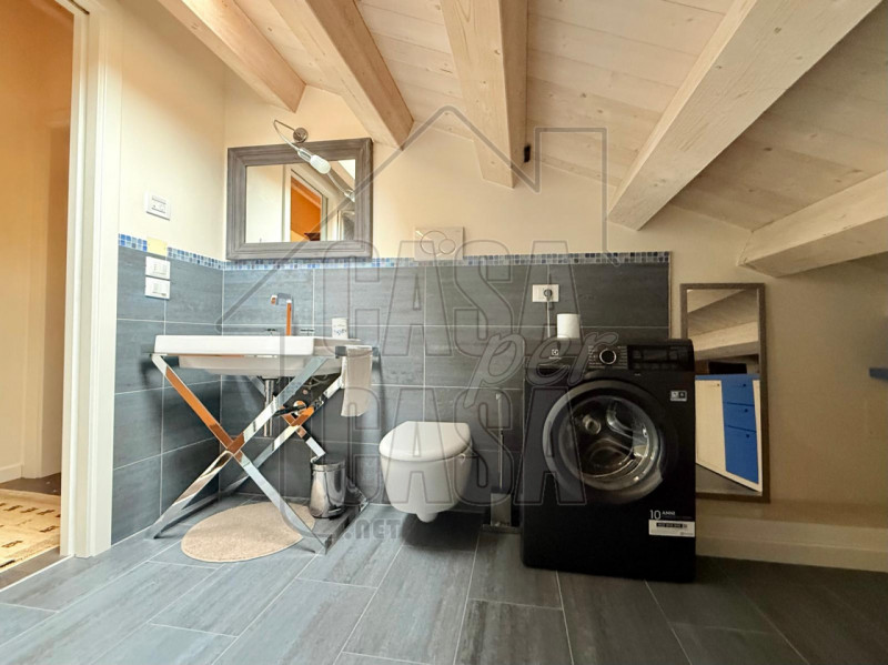Per info, Maddalena 351 799 3937, riferimento annuncio: MD09 

Padova - In zona Ponte Molino, adi...