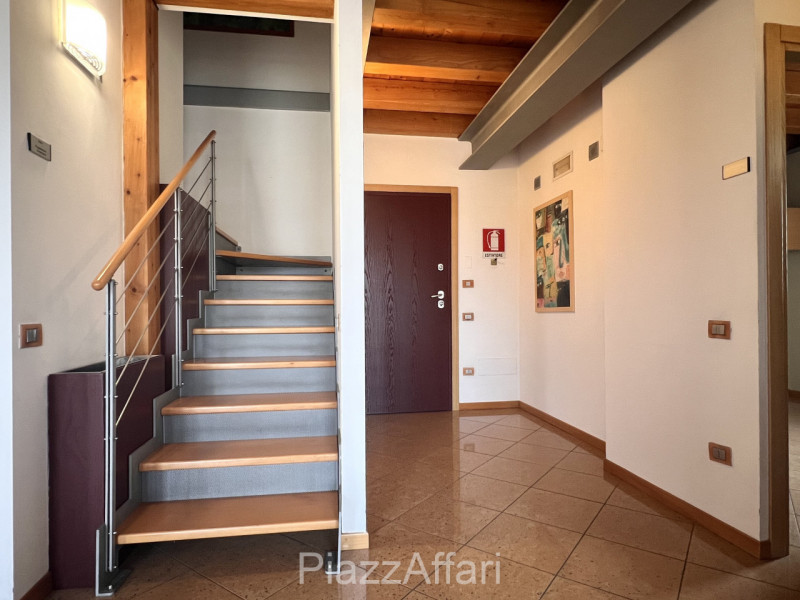 Meraviglioso Duplex con Travi a Vista – Spazio e Comfort a ridosso del centro storico di Piove di...