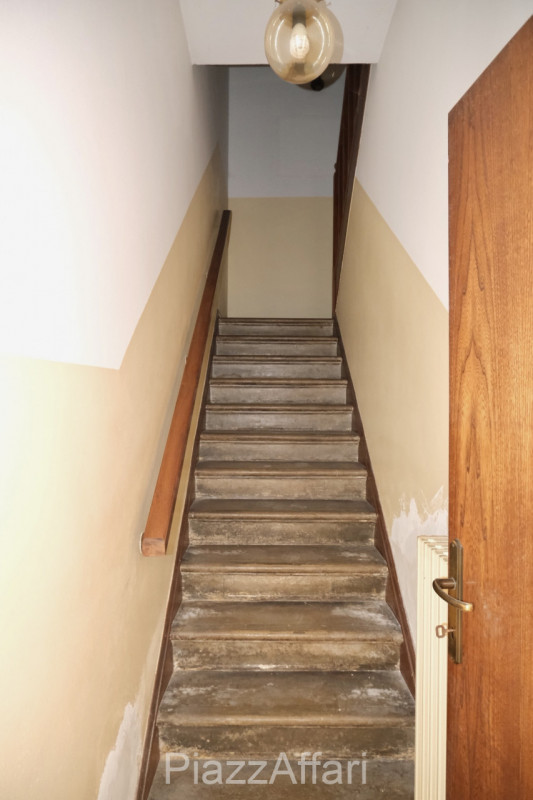 * * * PREZZO RIBASSATO * * * 

Comodo palazzetto, situato in centro storico a Piove di Sacco ( a ...