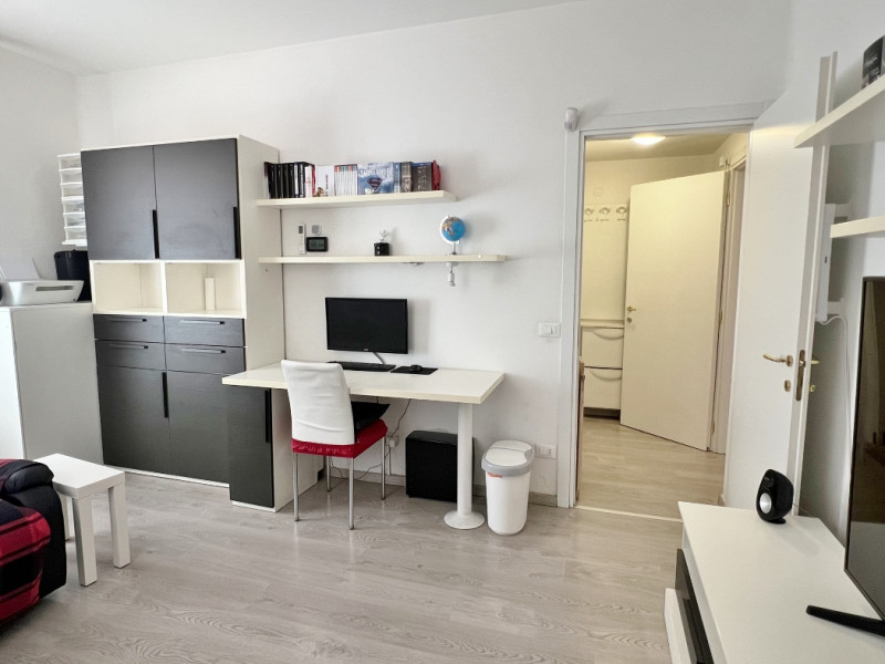 SUGGESTIVA PORZIONE BIFAMILIARE DI CASA CANTONIERA IN VENDITA A VICENZA VERSANTE EST - Rif. 8394
...