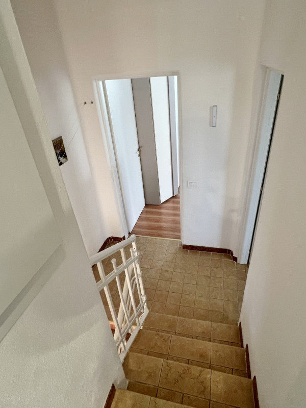 SUGGESTIVA PORZIONE BIFAMILIARE DI CASA CANTONIERA IN VENDITA A VICENZA VERSANTE EST - Rif. 8394
...