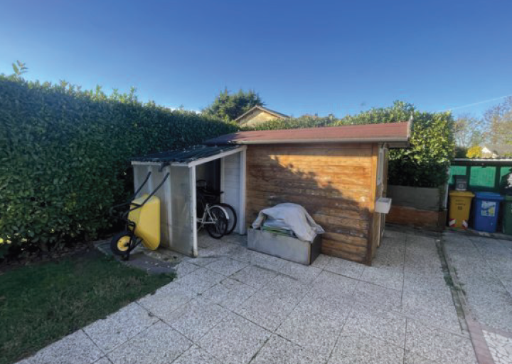 Rif. A.A.404-24

Vendita all'asta - villino con giardino in data 30 giugno 2026

Descrizione: Tra...