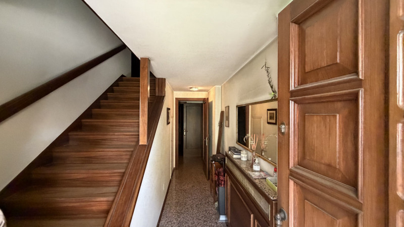 Scoprite un'opportunità unica nel cuore della zona residenziale di Ponte di Brenta. Questa villa ...