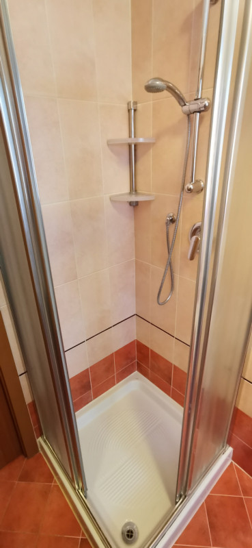 In un contesto residenziale tranquillo e strategico, proponiamo in locazione un elegante appartam...