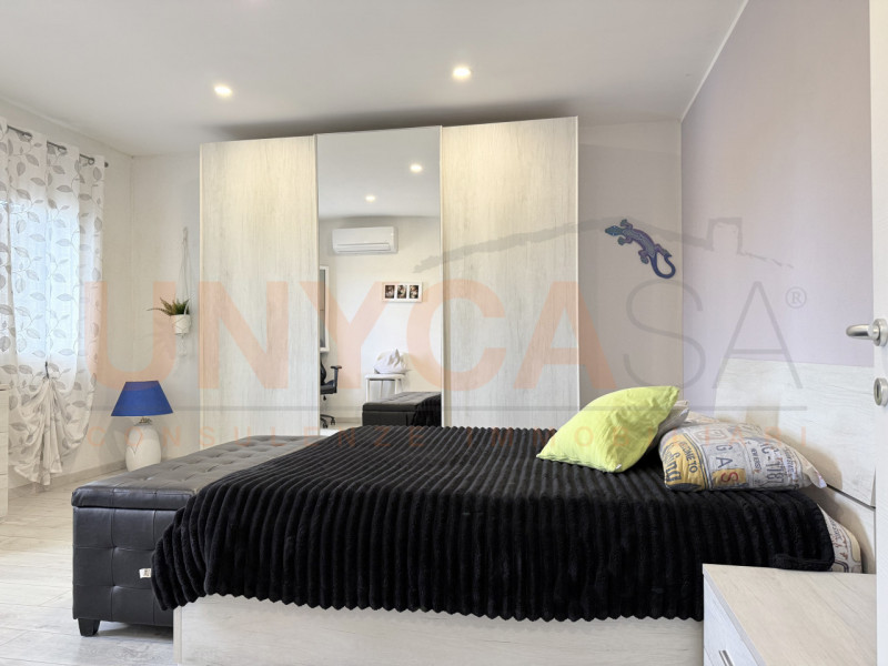 LISSARO: immersa nella tranquillità e nel verde, questa splendida casa singola completamente rist...