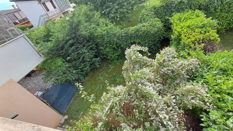 A Padova scopri questa straordinaria opportunità di acquistare una casa a schiera centrale situat...