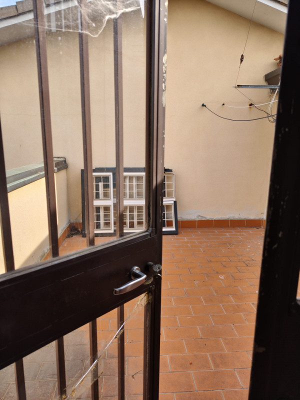 A Padova scopri questa straordinaria opportunità di acquistare una casa a schiera centrale situat...