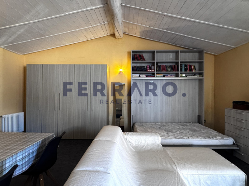 Treviso, zona San Pelaio. Codice YA7.

Proponiamo in affitto con contratto transitorio un luminos...