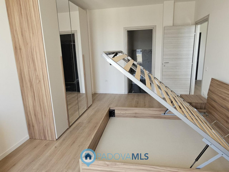 Immobile in esclusiva al Gruppo Padova MLS
PADOVA Zona Stanga - Via Pellizzo. Proponiamo in affit...