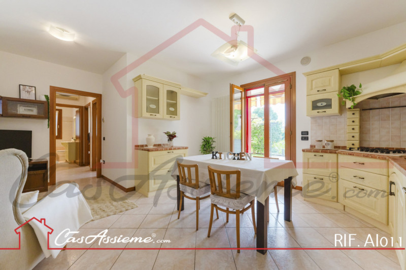 Rif. AI011
NOSTRA ESCLUSIVA - PRENOTA IL TUO OPEN HOUSE!
Nel cuore di Rossano Veneto, in un quart...